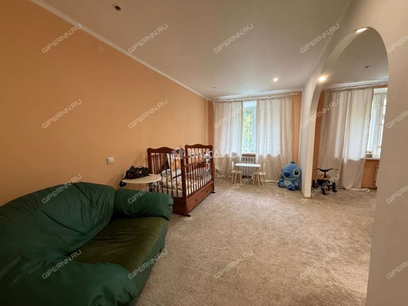 трёхкомнатная квартира на Ковалихинской улице дом 64