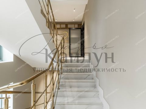 3-komnatnaya-ul-oktyabrskaya-d-21 фото