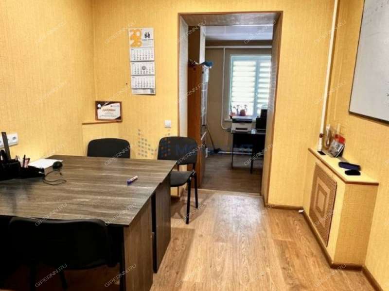 помещение под офис, недвижимость под образовательные учреждения на проспекте Гагарина
