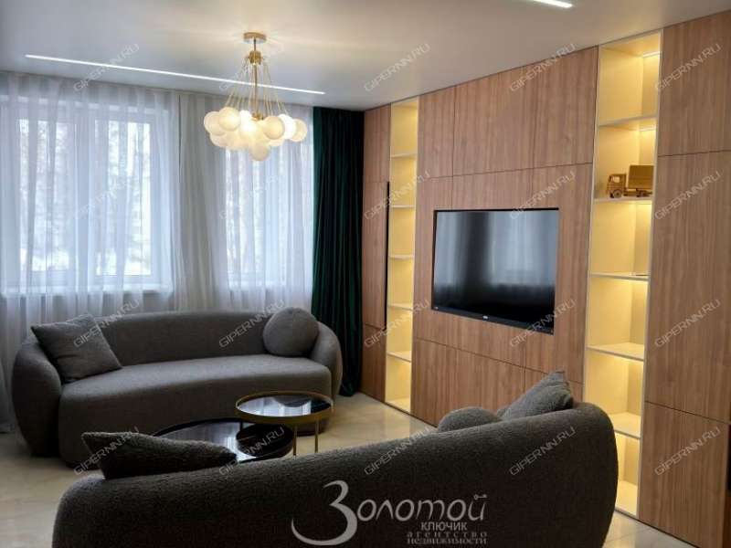 четырёхкомнатная квартира на проспекте Ленина дом 30 к5