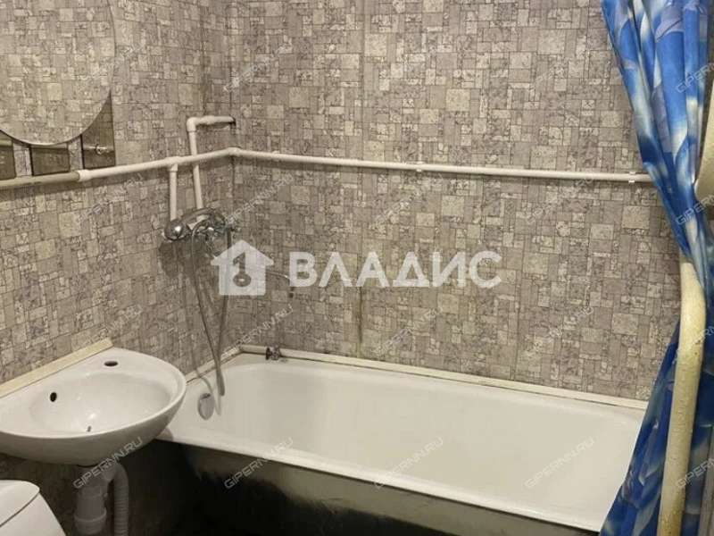 двухкомнатная квартира на Автомеханической улице дом 18