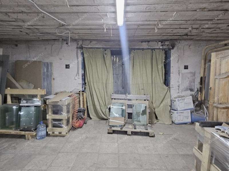 помещение под производственную площадь на проспекте Свердлова город Дзержинск