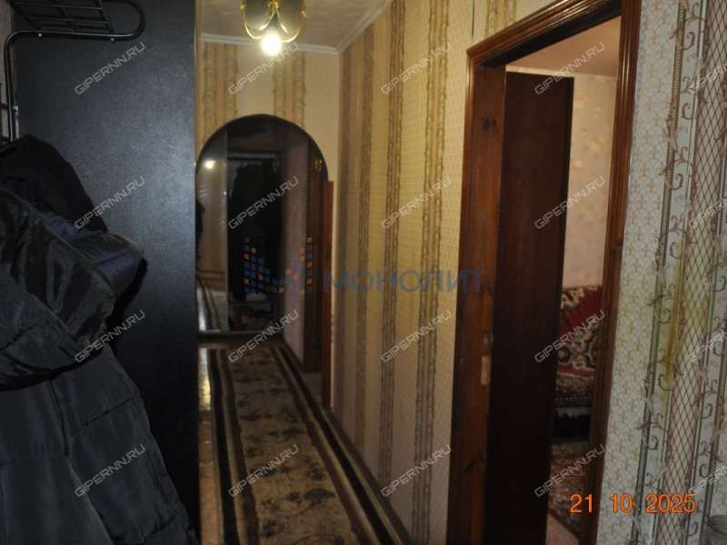 трёхкомнатная квартира на улице Ванеева дом 116