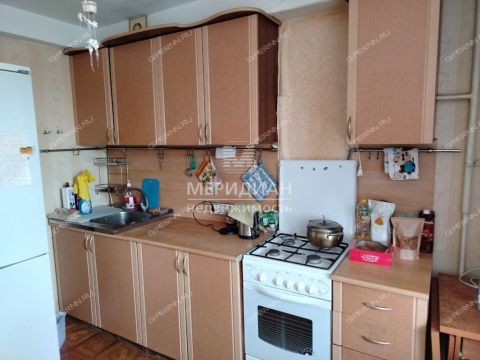 2-komnatnaya-ul-dvizhencev-d-30 фото