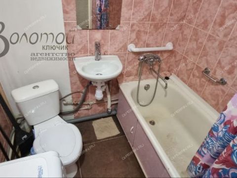 1-komnatnaya-ul-fedoseenko-d-27a фото