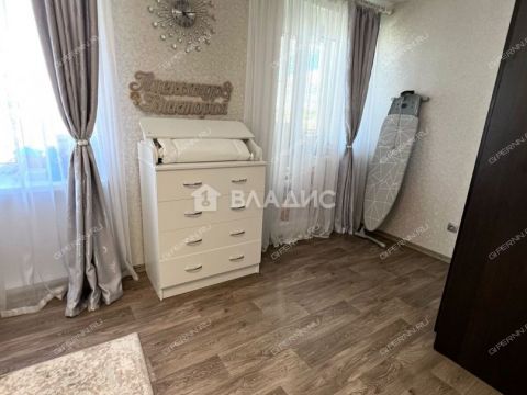 2-komnatnaya-ul-petrovskogo-d-5a фото