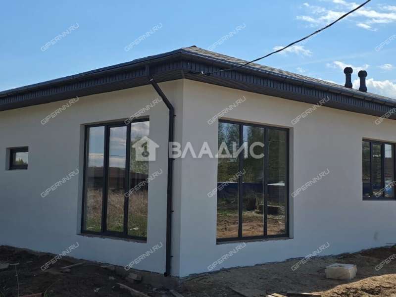 дом на улице Героя Бадина деревня Оманово