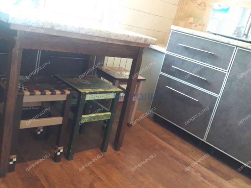 трёхкомнатная квартира на проспекте Гагарина дом 110Б