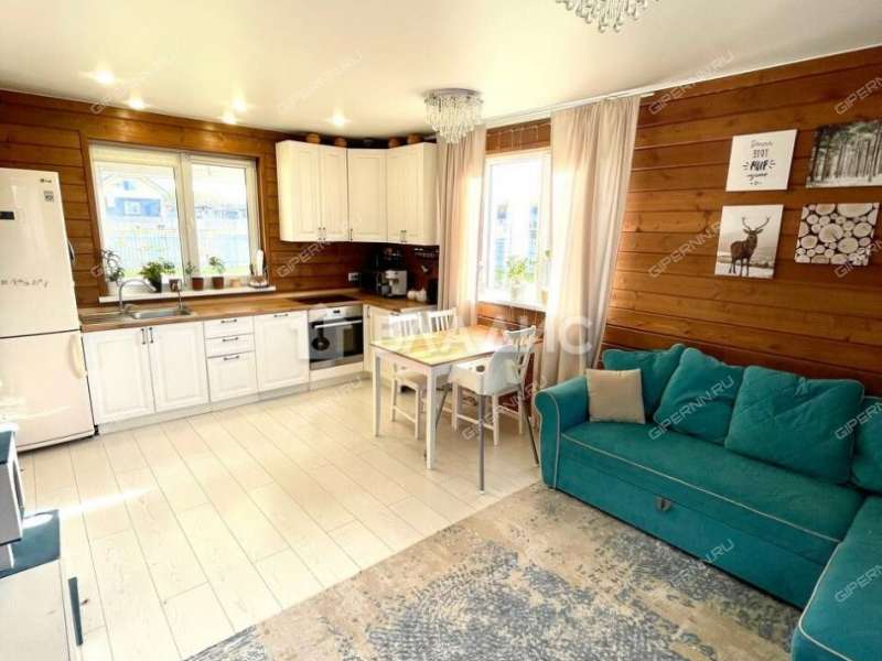 дом на улице Челябинская коттеджный посёлок Авангард