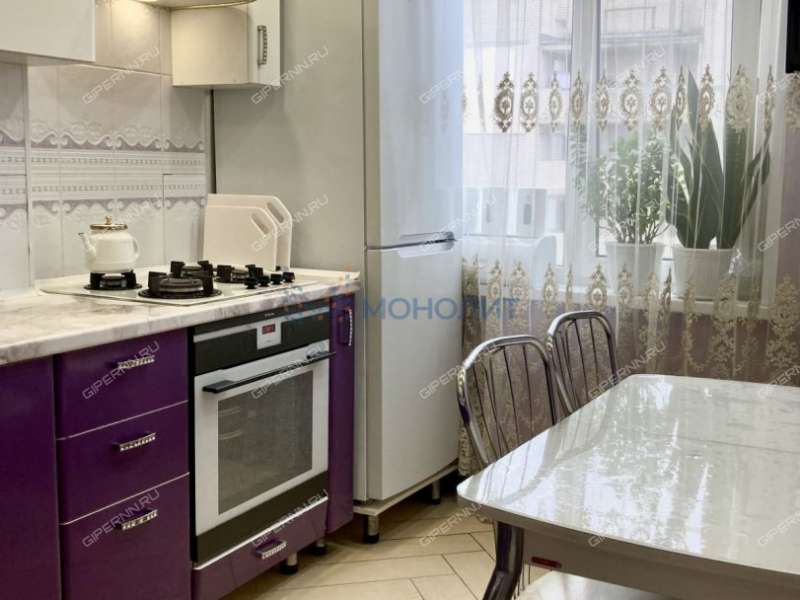 трёхкомнатная квартира на проспекте Бусыгина дом 45А