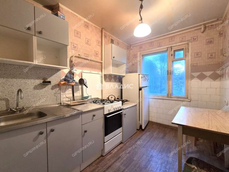 трёхкомнатная квартира на Кудьминской улице дом 3