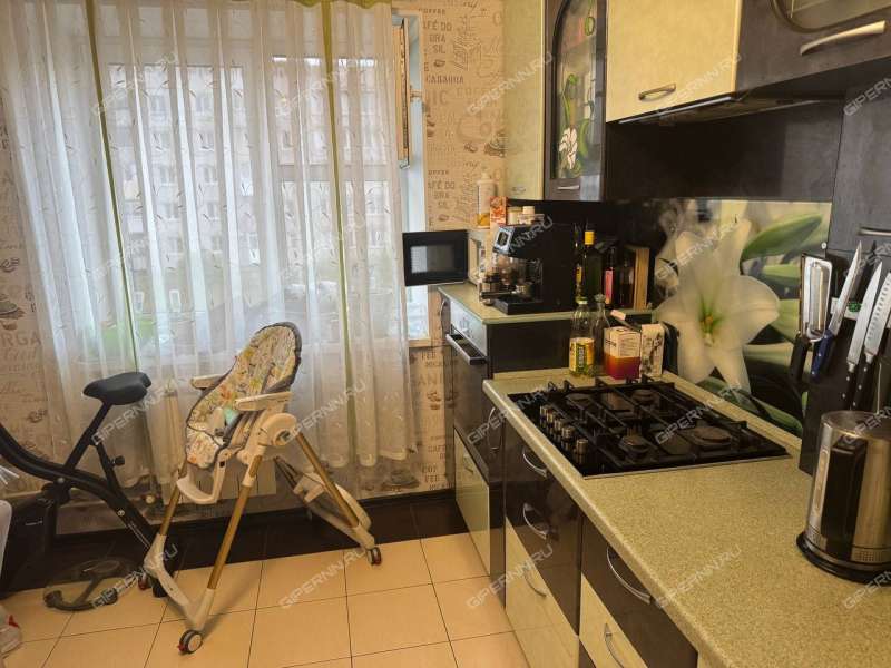 трёхкомнатная квартира на Школьной улице дом 54 посёлок Ждановский