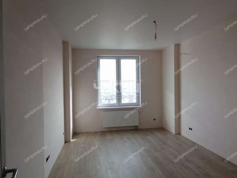 трёхкомнатная квартира на улице Сергея Акимова