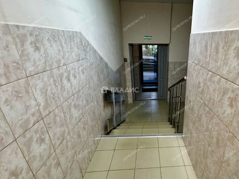 3-komnatnaya-ul-osharskaya-d-98 фото