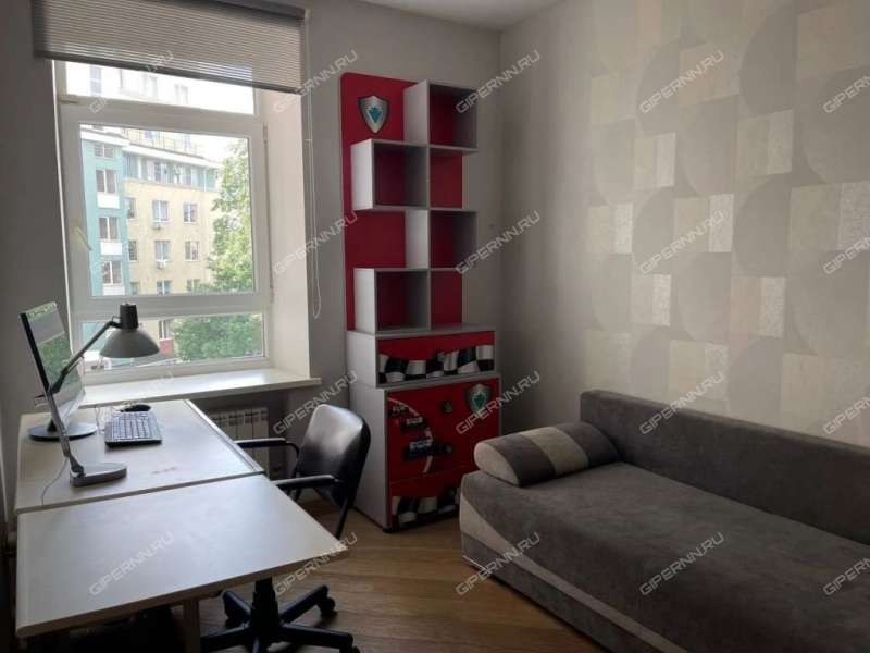 четырёхкомнатная квартира на Новой улице дом 32