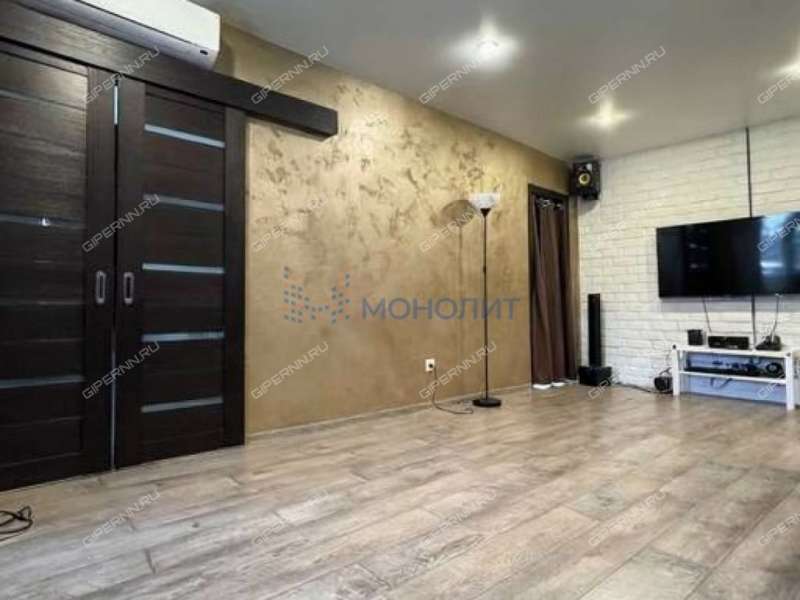 двухкомнатная квартира на улице Ванеева дом 102