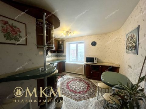 5-komnatnaya-ul-plotnikova-d-4 фото