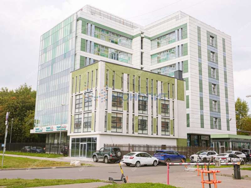 здание под недвижимость под медицинские учреждения, недвижимость под образовательные учреждения на улице Родионова