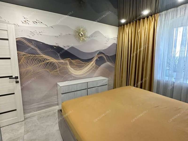 трёхкомнатная квартира на Октябрьской улице дом 5б город Дзержинск