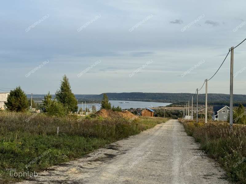 земельный участок 15 соток Радужная ул. село Безводное