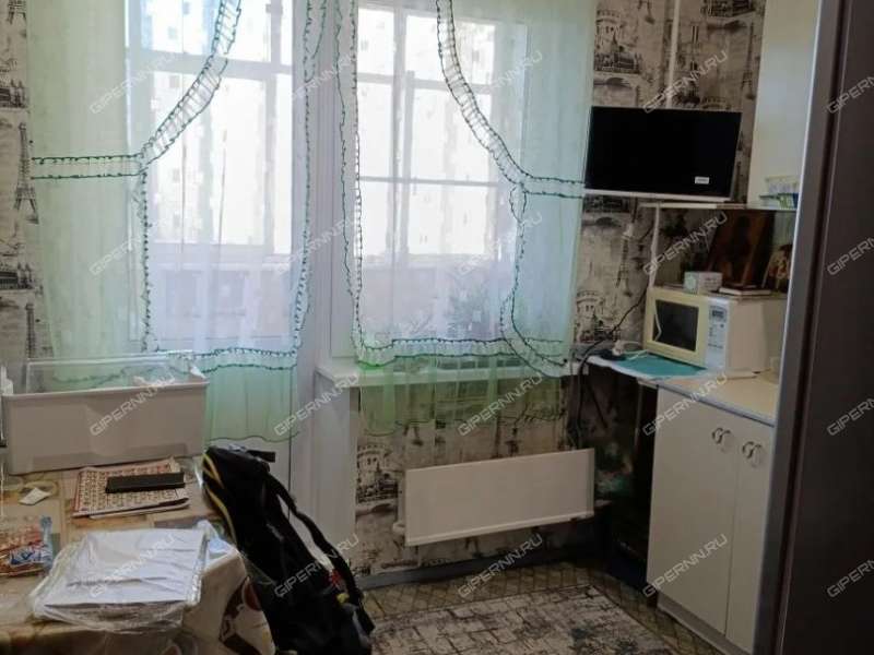 трёхкомнатная квартира на улице Красных Зорь дом 24