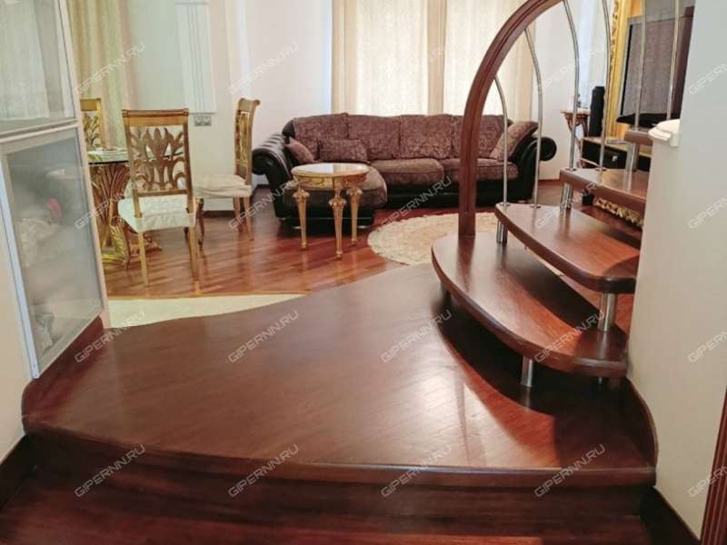пятикомнатная квартира на Арзамасской улице дом 3