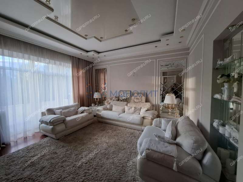 трёхкомнатная квартира на улице Октябрьской Революции дом 60