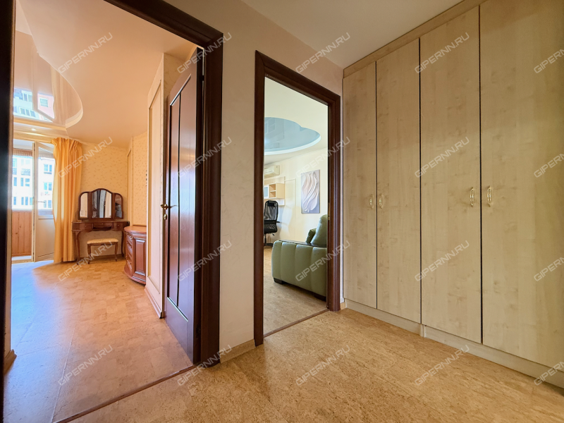 трёхкомнатная квартира на Деловой улице дом 22 к2