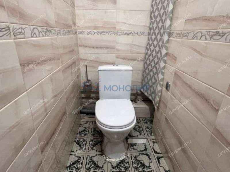 трёхкомнатная квартира на улице Ватутина дом 16А