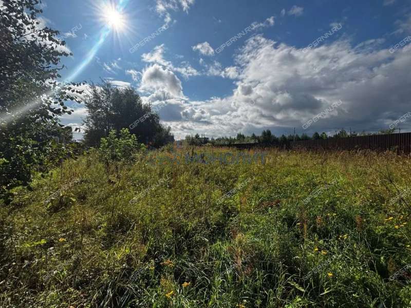 земельный участок 9,96 сотки Дорожная улица деревня Выболово