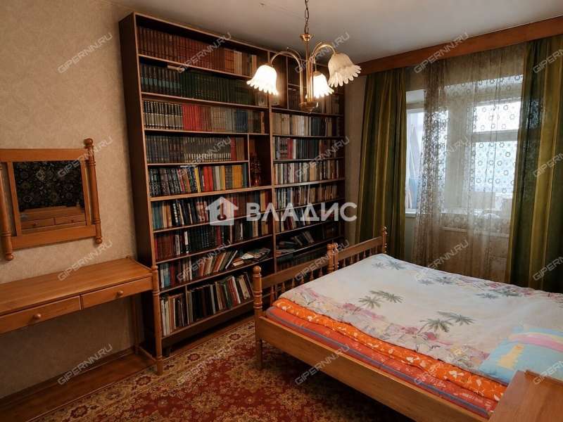 трёхкомнатная квартира на улице Веденяпина дом 1В