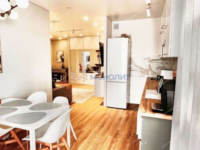 трёхкомнатная квартира на улице Мельникова дом 25