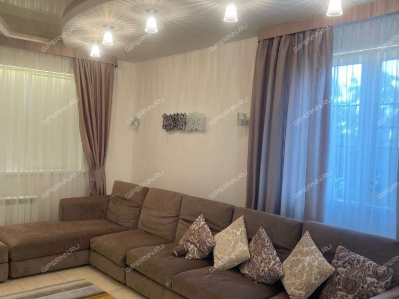 дом на улице деревня КП Чешская, Карловы Вары деревня Шумилово