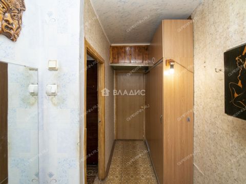 3-komnatnaya-ul-sergeya-akimova-d-8 фото