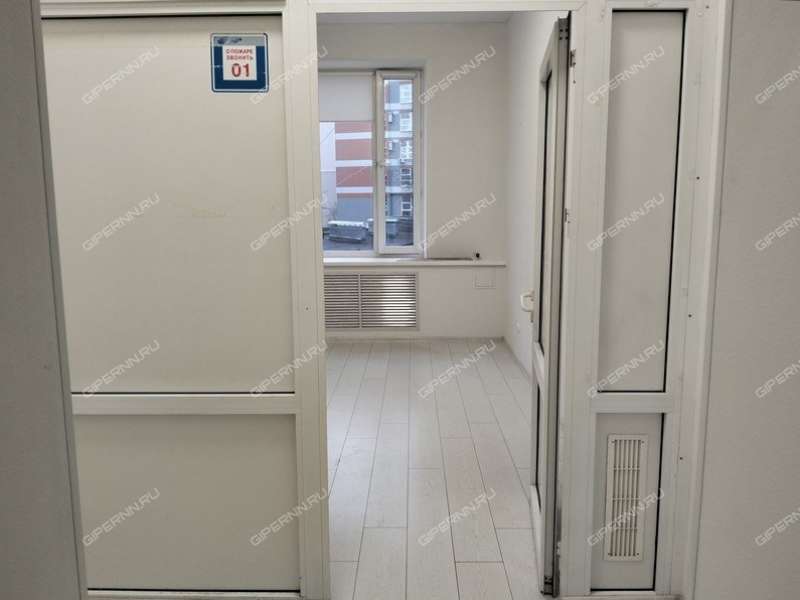 помещение под офис на площади Максима Горького