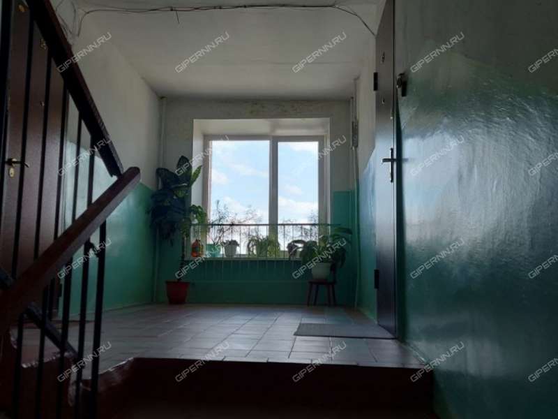 трёхкомнатная квартира на улице 1 Мая дом 8 город Семёнов