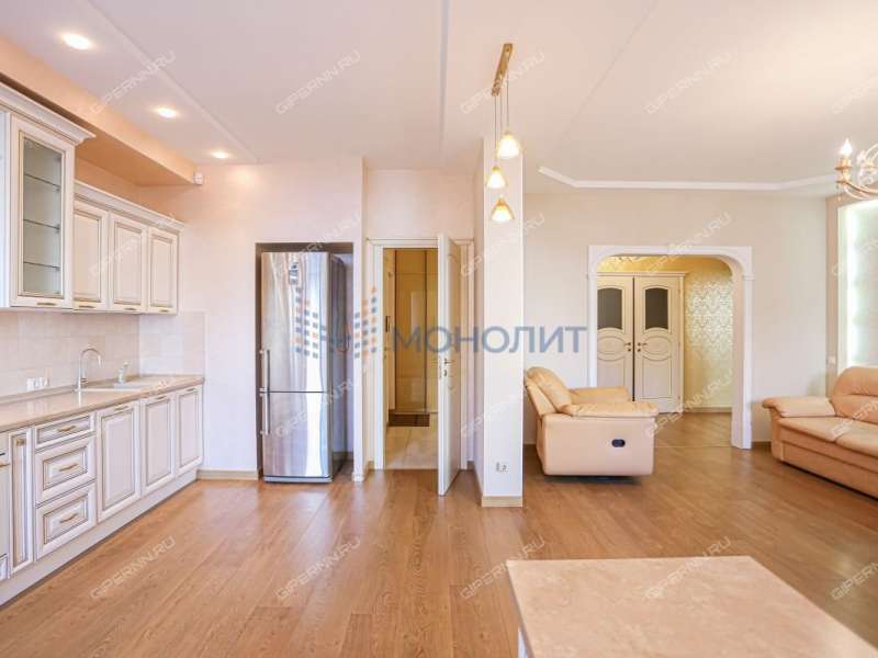 трёхкомнатная квартира на Студёной улице дом 68А