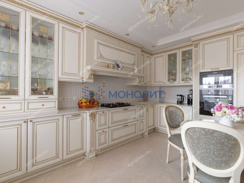 трёхкомнатная квартира на Деловой улице дом 20