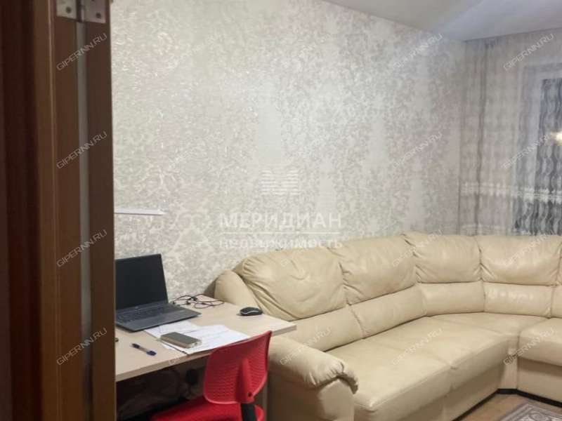 трёхкомнатная квартира на Берёзовской улице дом 92