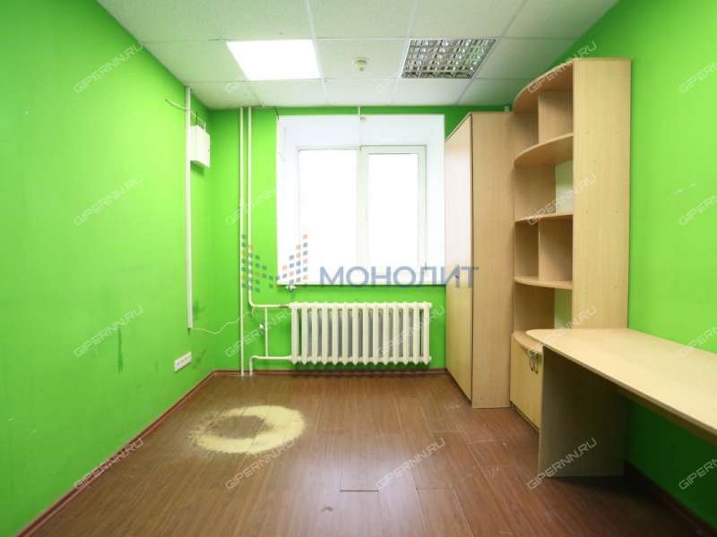 помещение под помещение свободного назначения, недвижимость под салоны красоты на улице Родионова