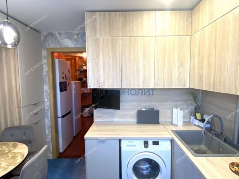 трёхкомнатная квартира на проспекте Циолковского дом 73 город Дзержинск