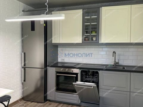 2-komnatnaya-ul-romantikov-d-6 фото