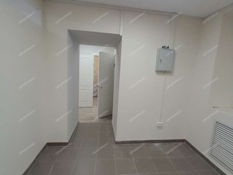 помещение под помещение свободного назначения, офис на Коммунистической улице