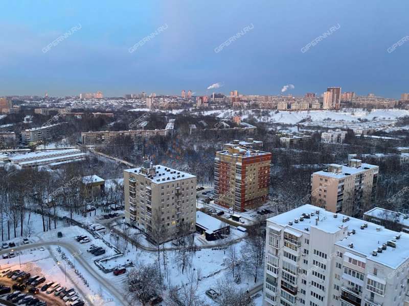 трёхкомнатная квартира на бульваре 60-летия Октября дом 21 к2