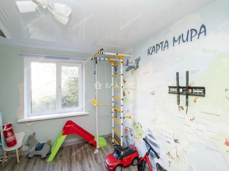 трёхкомнатная квартира на Комсомольской улице дом 19