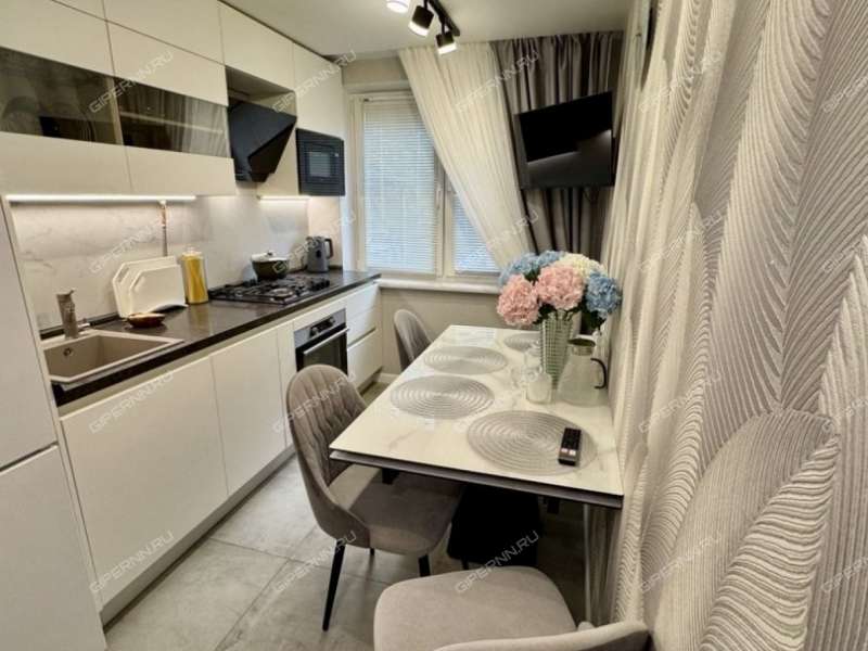 трёхкомнатная квартира на Ковалихинской улице дом 97А