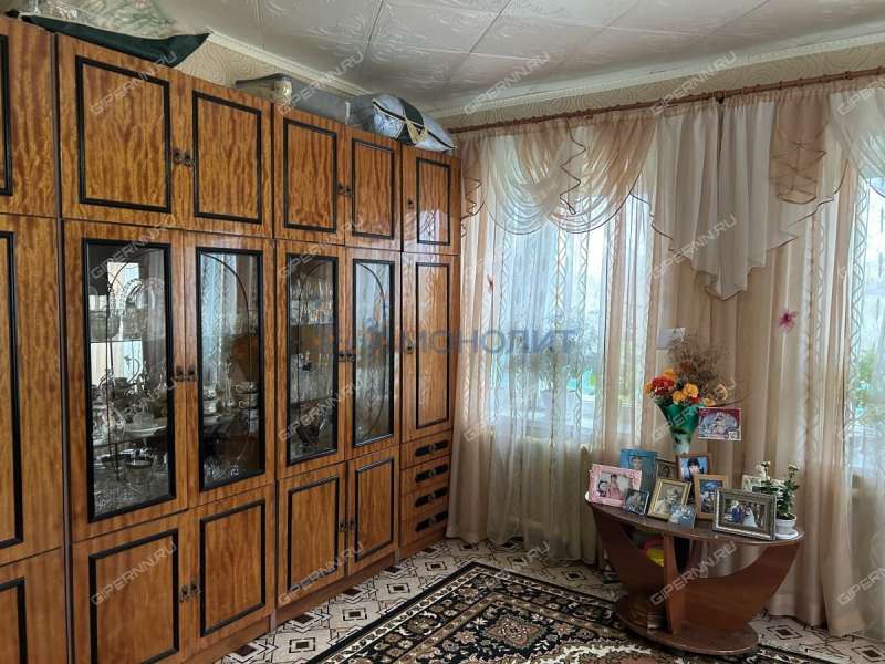 дом на улице Серова рабочий посёлок Горбатовка