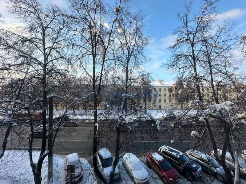 трёхкомнатная квартира на проспекте Ленина дом 80