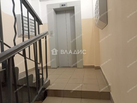 3-komnatnaya-ul-belinskogo-d-49 фото