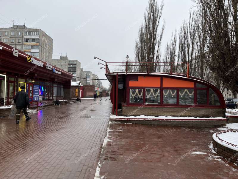 помещение под торговую площадь на проспекте Кораблестроителей